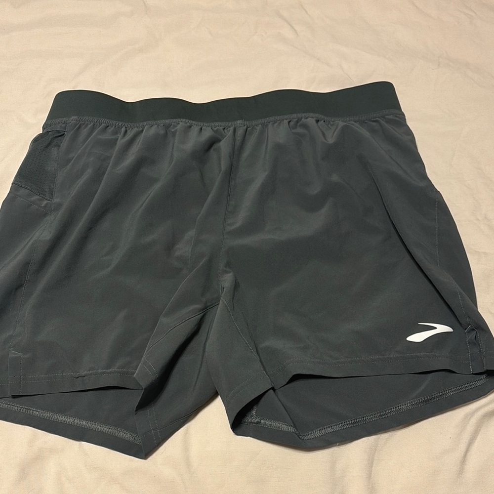 Brooks Men's Dark Gray Athletic Shorts